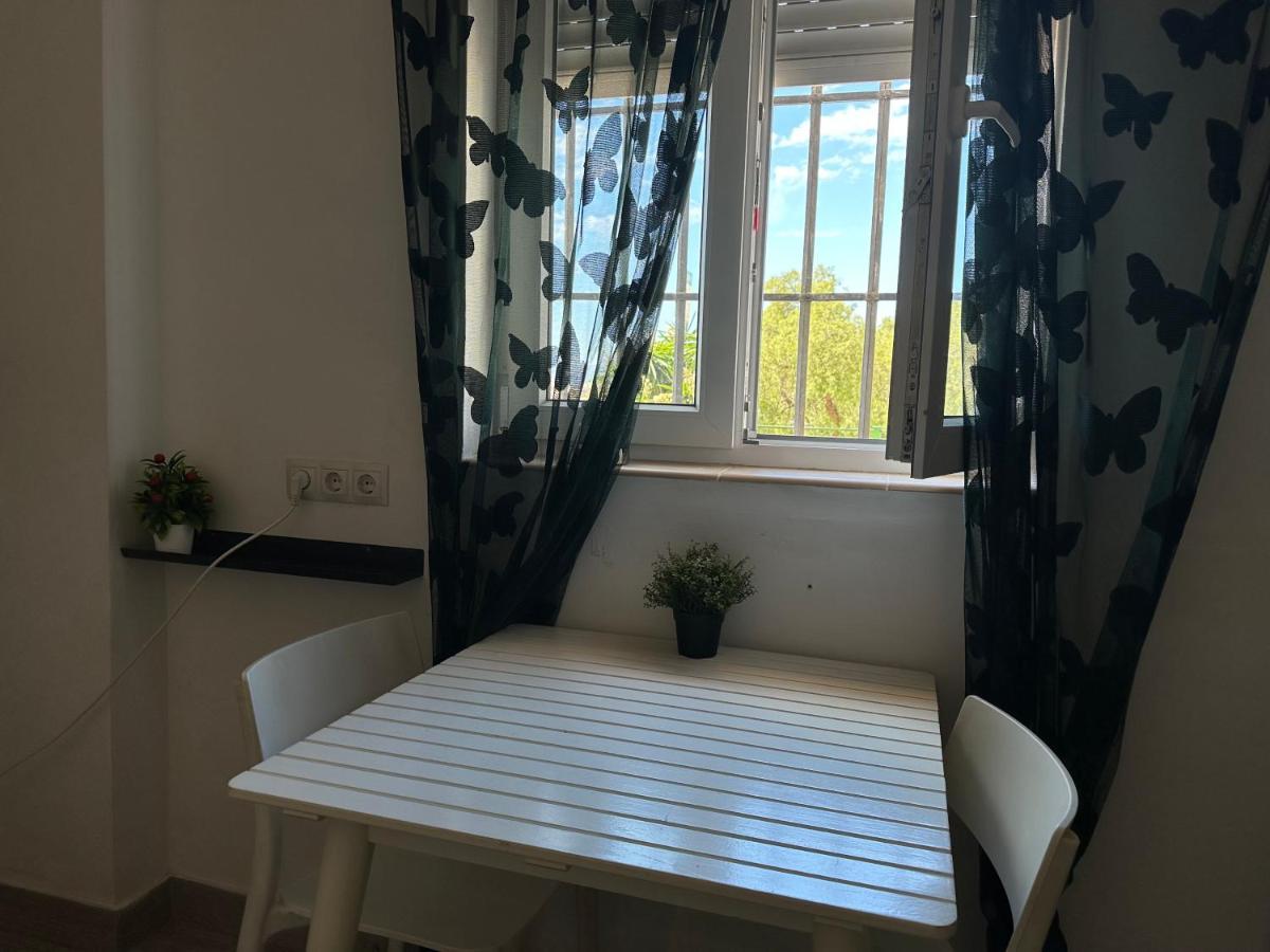 Sea View Apartment Malaga Luaran gambar